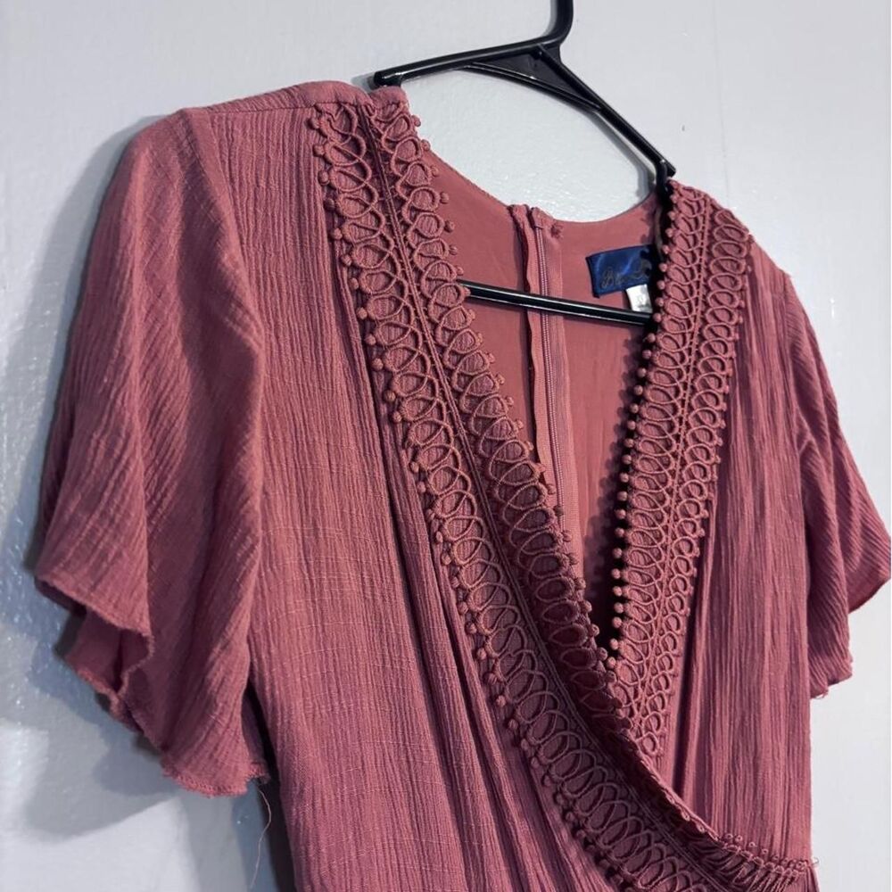 Blue Rain Dusty Rose Crochet Trim Flutter Sleeve Romper XS